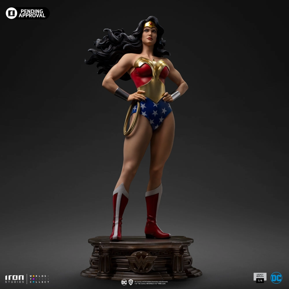 DC Trinity - Wonder Woman Legacy Replica 1/4 Anime Figure