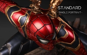 Avengers: Infinity War Iron Spider Standard Light Up Feature Victorian Style