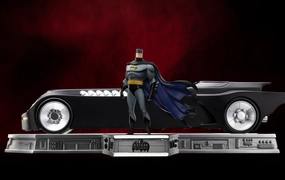 Batman The Animated Series - Batman and Batmobile Deluxe Art Scale 1/10 Chibi Collection Designer Unit
