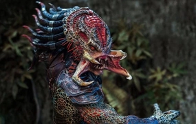 Abstract Form Vinyl Display Berserker Predator 1/4 Scale Statue