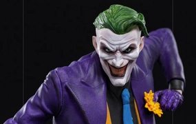 The Joker Standard 1/10 Art Scale Statue PVC Showcase Holiday themed