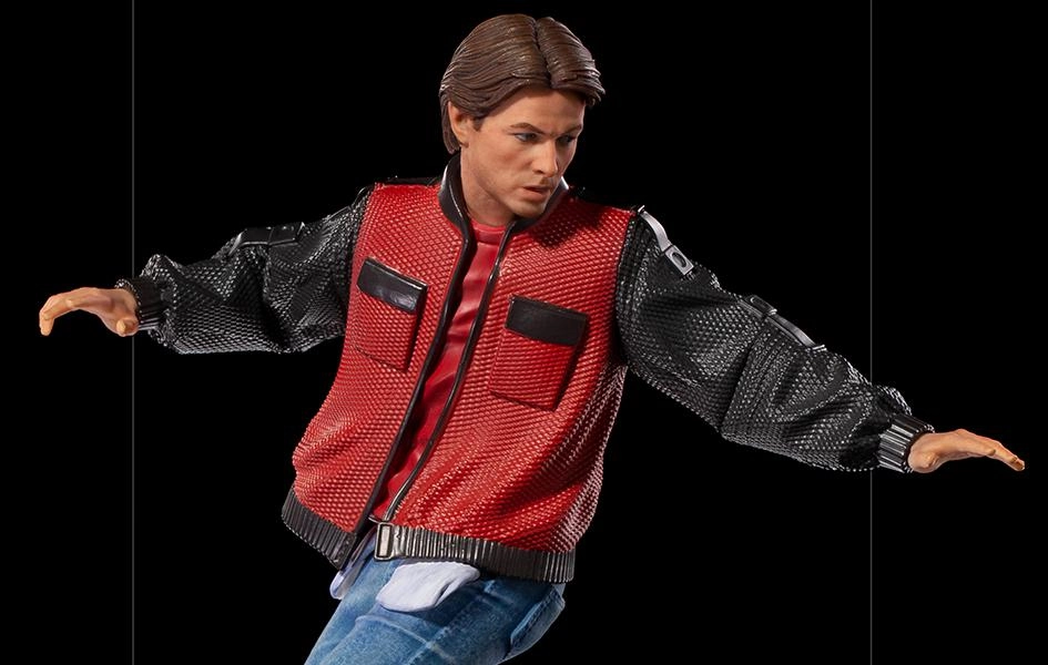 Vinyl Hobby Villain Figure Marty McFly On Hoverboard 1/10 Art Scale Statue