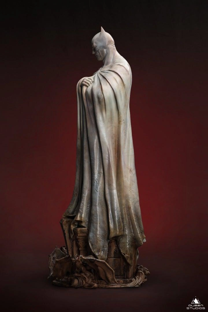 Robot Collectible Batman Museum Line 1/4 Scale Statue