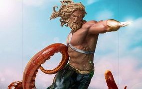 Miniature World Light Up Feature DC Comics Aquaman Deluxe Art Scale 1/10