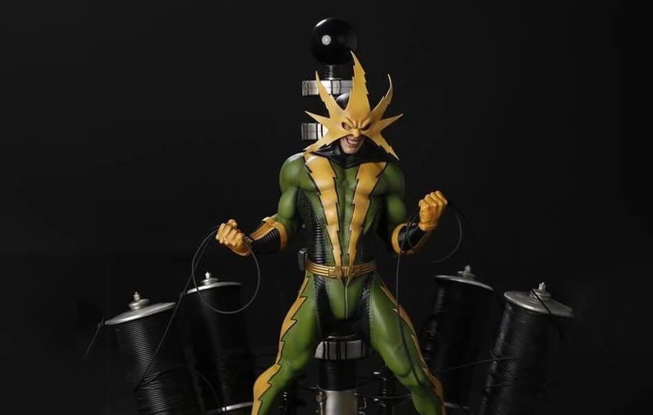 Electro 1/4 Scale Premium Statue Military Vehicle Viking Statue