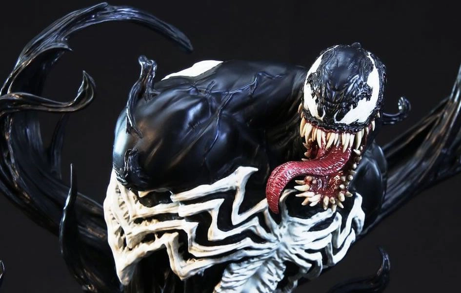 Venom 1/4 Scale Bust by XM STUDIOS - DISPLAYED Vinyl Statue
