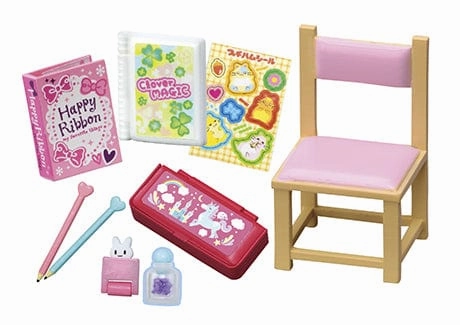 Dinosaur Replica Hand Sculpted Petite Sample my heart flutters