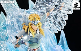 Saint Seiya HQS Cygnus Hyoga Limited Statue Movie Toy