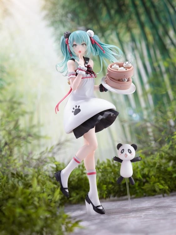 Hatsune Miku MIKU PANDA BUN FIGURE Dinosaur Model