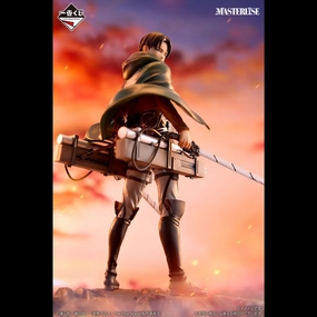Ichiban Kuji Attack on Titan I'll Take Down the Beast Titan - B Prize Levi Figure MASTERLISE Battle Stance Recycled plastic