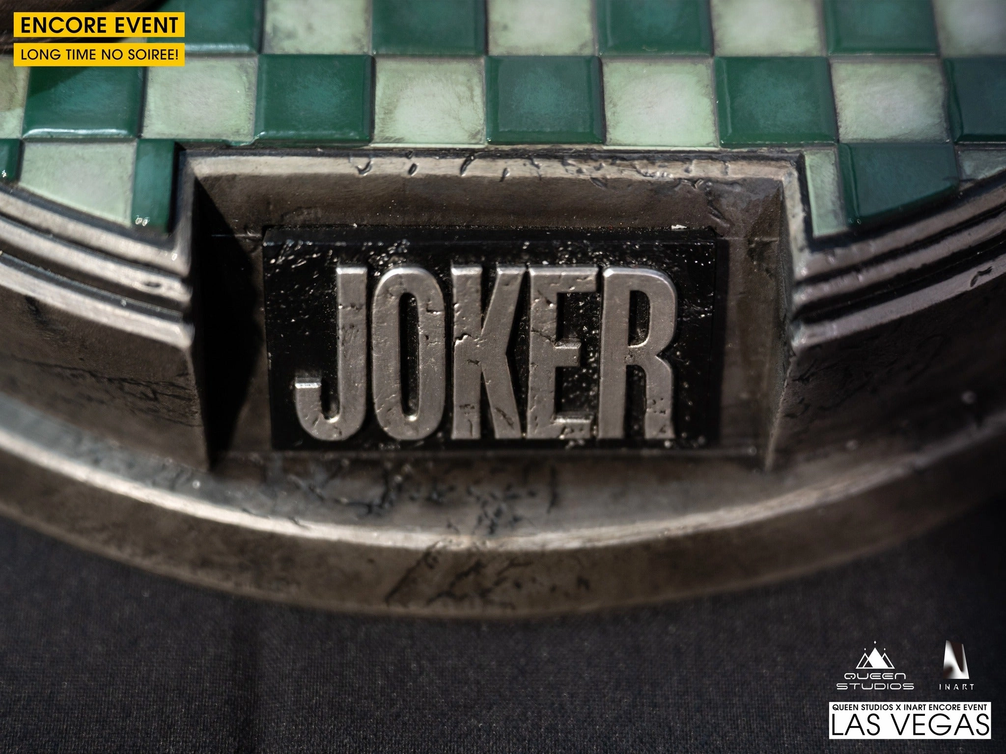 Joker (Arthur Fleck) 1/3 Scale Statue Limited Collection