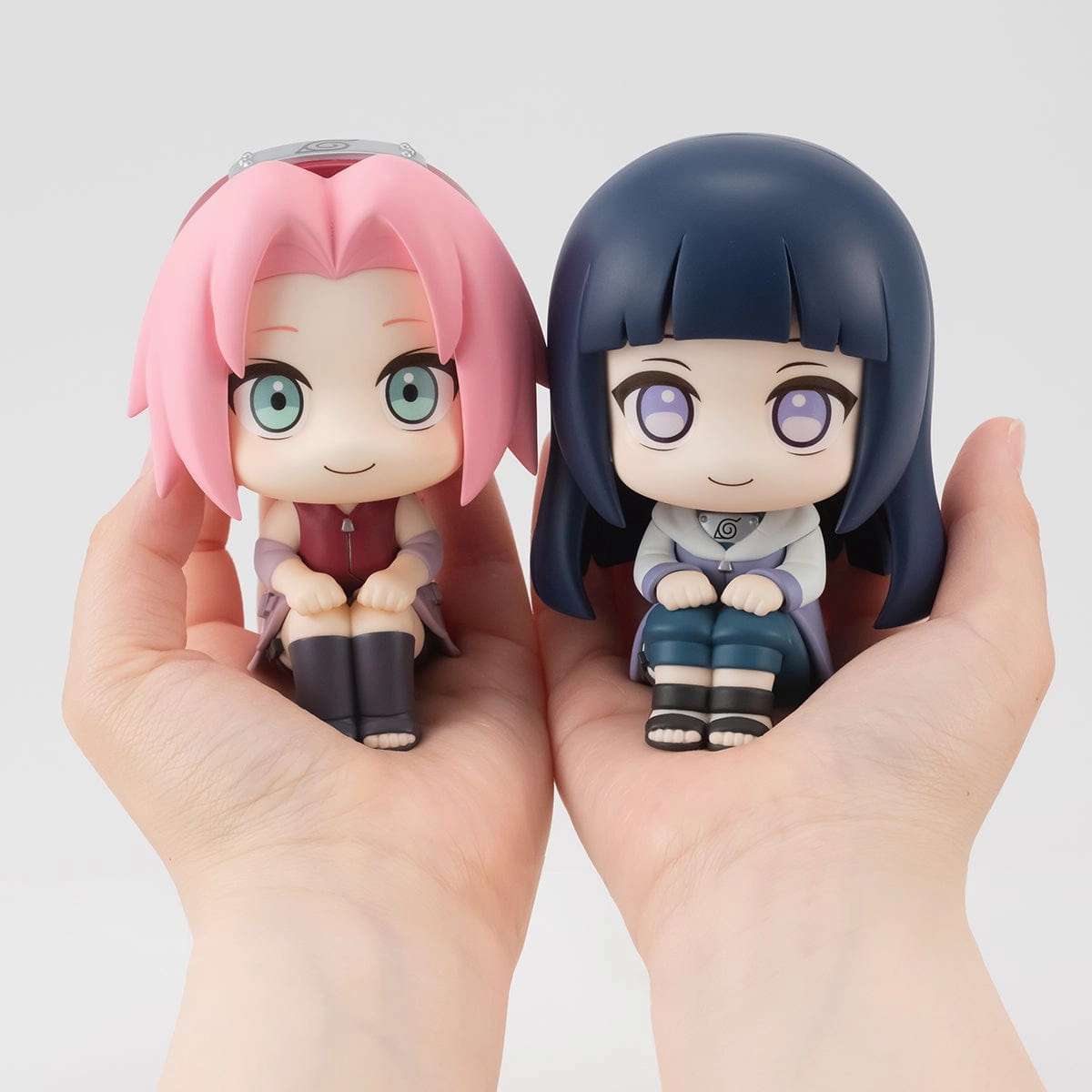 LOOK UP SERIES Haruno Sakura & Hyuga Hinata??with gift?? Action Character World Collector