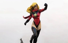 Premium Figure MS MARVEL1/4 Scale Statue (Comics Version) by XM STUDIOS