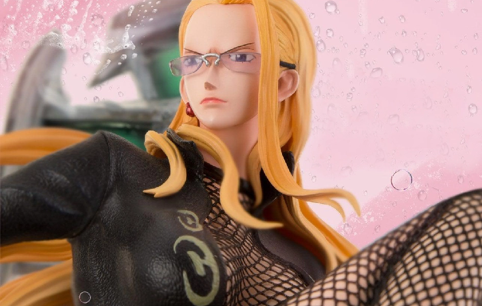 One Piece: Kalifa 1/4 Scale Premium Statue Series Collection