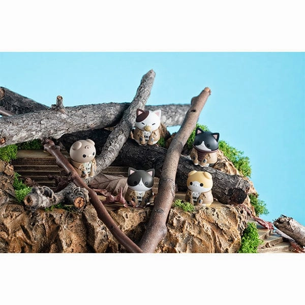 MEGA CAT PROJECT ATTACK ON TITAN Attack on Tinyan Gathering Scout Regiment danyan! Horror Icon Garden Ornament
