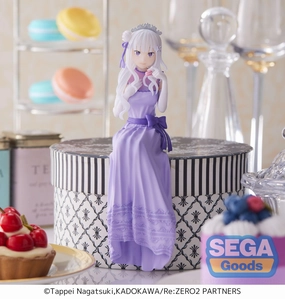 PVC Article Anime Collection Re:ZERO Starting Life in Another World : Lost in Memories PM Perching Figure Emilia Dressed Up Party