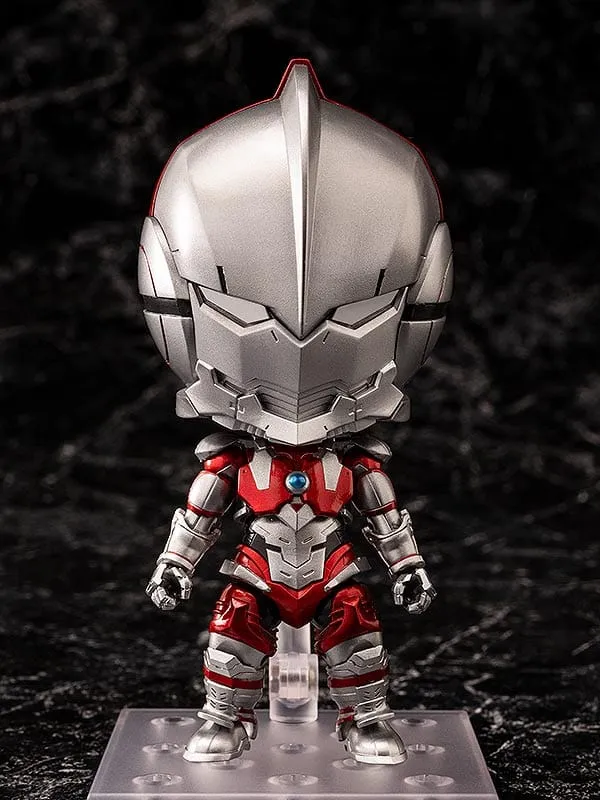 Collectible Showcase Nendoroid 1325 Ultraman Suit