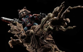 Rocket Raccoon & Groot 1/4 Scale Statue Retro Game Ocean Creature