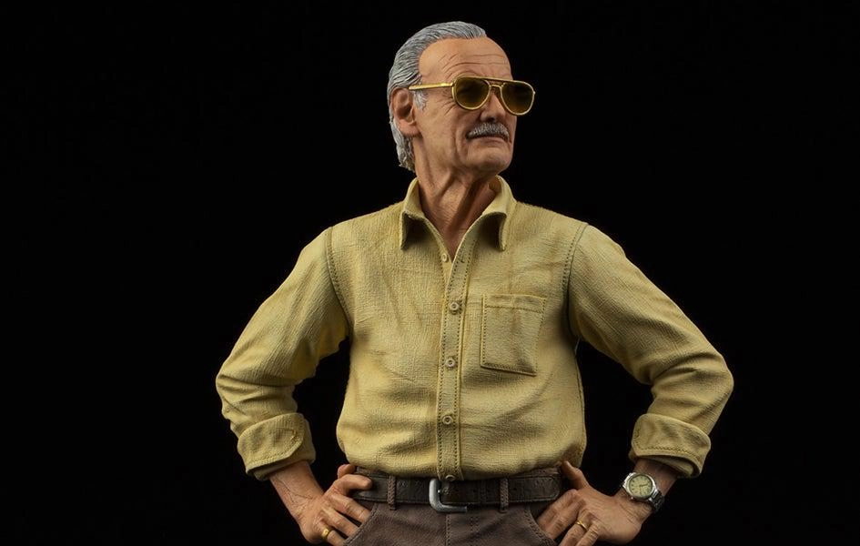 Stan Lee Legacy Replica 1/4 Scale Statue Porcelain Doll