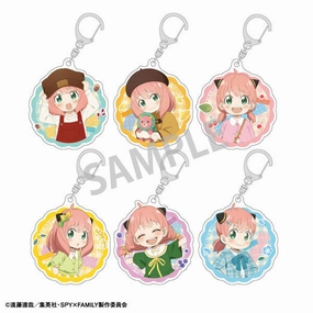 SPY ?? FAMILY Trading Acrylic Keychain Fashion Show Detailed Statue Movie Toy