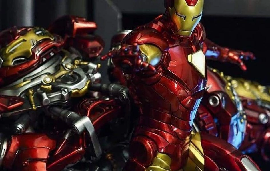 HULKBUSTER 1/4 Scale Statue Exclusive Paleontology Model